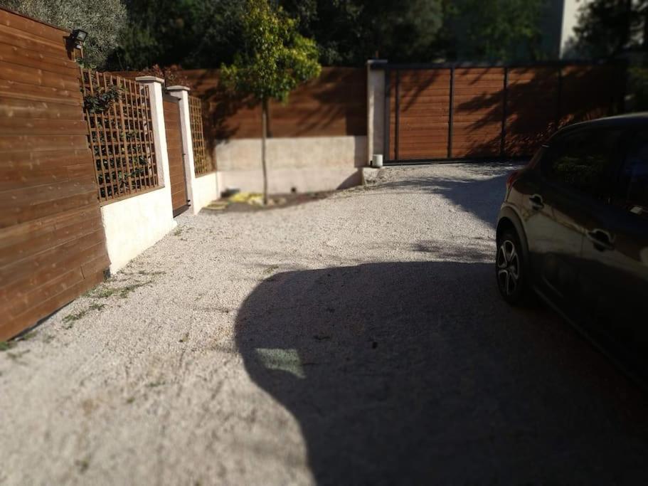 Studio Jacuzzi Prive A 8 Min A Pied De La Plage Apartment La Ciotat Luaran gambar